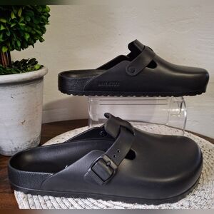 Black Men's Birkenstock Clogs Size 13.